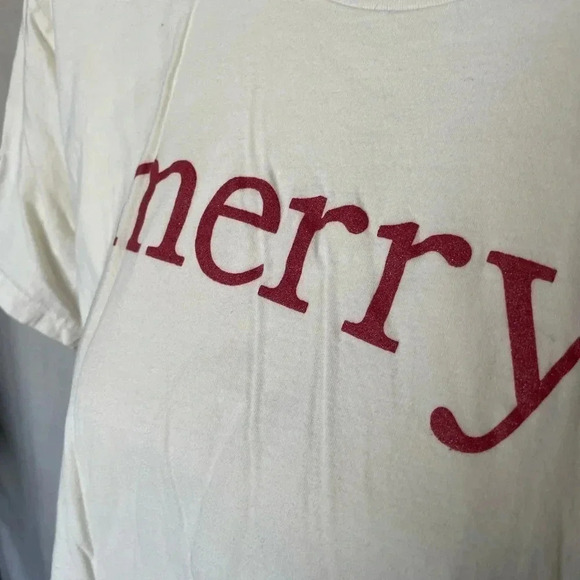 Women’s Short Sleeve Graphic Tshirt - Sz. L - Picture 3 of 3